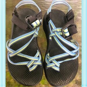 🎉HOST PICK🎉 Chaco sandals